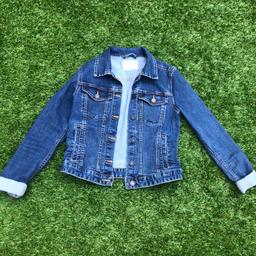 Gorgeously soft denim jacket from Pull & Bear only worn a couple of times dining excellent condition