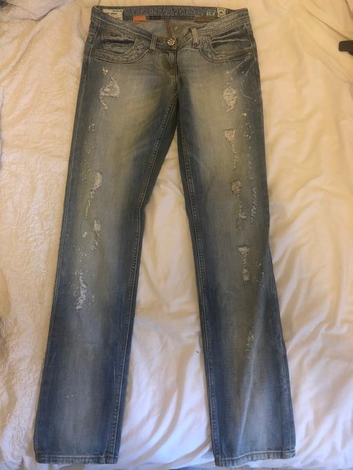 Buy & Sell South East London Kennington - South East London - Photos for River Island Slightly Ripped Size 10 Jeans