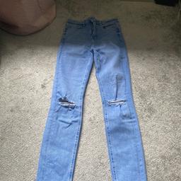 From new look 
Hallie super skinny jeans Size 8 
Worn quiet a few times 
Really good condition/ no marks