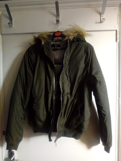 Buy & Sell South West London Sands End - South West London - Photos for Women's Khaki bomber jacket