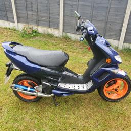 Peugeot speedfight 100cc in good working order everything works as it should
very good tyres
power coated wheel
full logbook
one key
12 moths mot
w reg 2000
ready to ride away