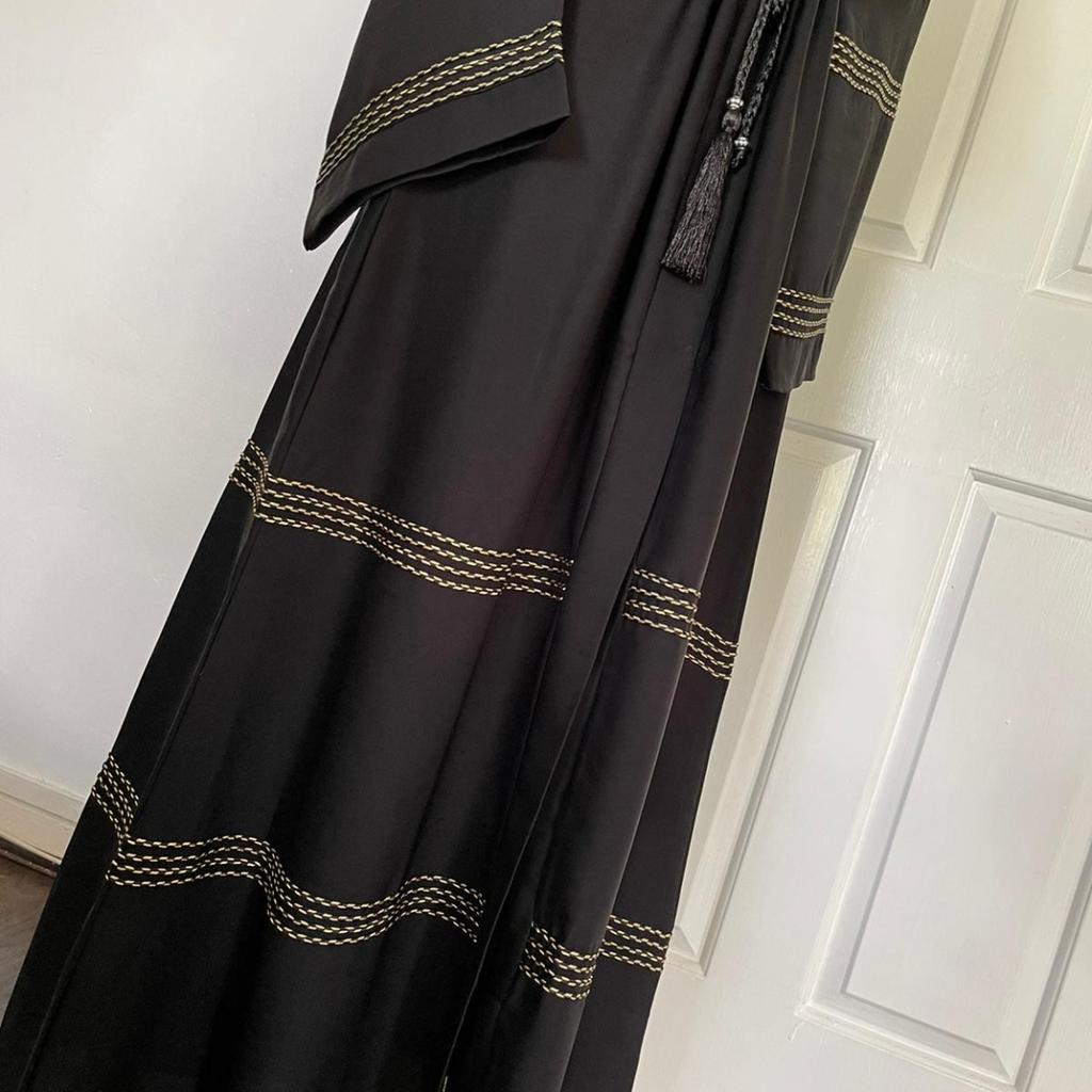 New open abaya good quality nida silk comes with matching scarf colour black and gold size 52,54,56