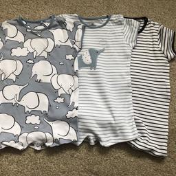 Boys summer rompers from next
Original elephant print 
Excellent condition 
Age 3/6 months