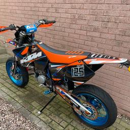 ktm sx125
Road legal with full 12 months day and night mot
lots of time and effort put into this bike, below is a list of recent work carried out.
Full top end overhaul including small end bearing, new twin ring vertex piston and power valve strip down. crank looking in great condition as was done by previous owner.
17’’ supermoto wheels with new bridgstone tyres freshly powder coated in electric blue.
brake pads, levers, renthal bars, wheel bearings.
please message for more info. 2002.