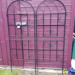 Fairly new and in excellent condition. Height: 148cm Width: 102cm when combined. The actual height will be shorter once you push them into the ground- approximately 130cm.