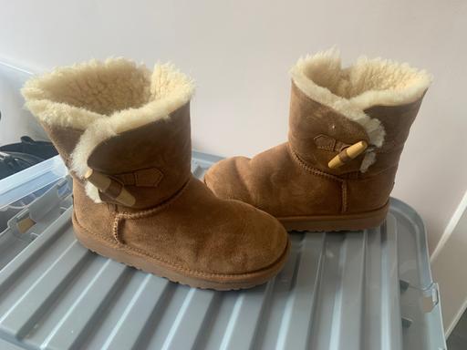 Buy & Sell West London Hillingdon - Photos for Ugg boots