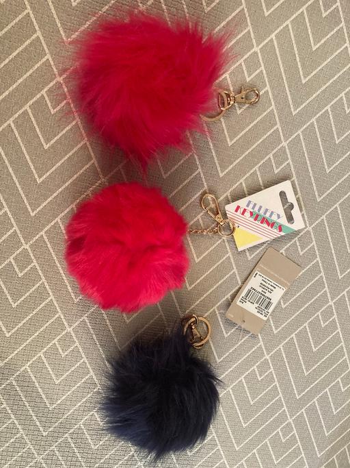 Buy & Sell Chingford East London - Photos for Pink & Navy Large Fluffy Keyrings