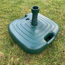 Garden Patio Parasol Umbrella Base Stand

Approx Size 17” square
Suitable for 30mm Dia or bigger poles

Plastic- can be filled with water or sand