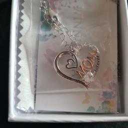 brand new sterling silver mom necklace
comes in gift box with orginal wrapper
inside also contains jewellery cloth & gift card certificate

originally £35

collection only