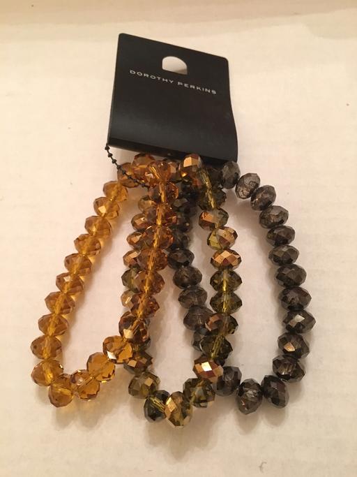 Buy & Sell Ealing Southall - Ealing - Photos for Dorothy Perkins Glass Bead Bracelets