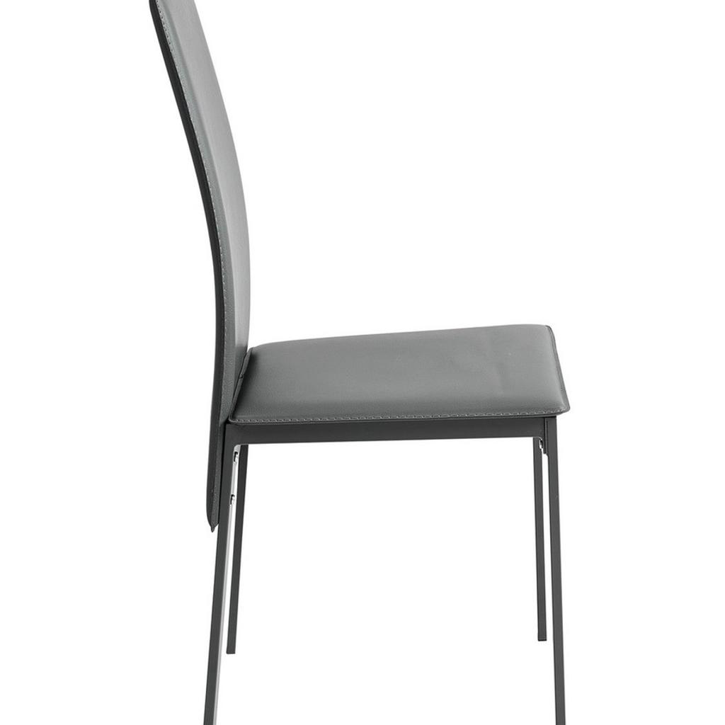 Grey Glass Extending Dining Table & 6 Chairs in SE25 London für 150,00