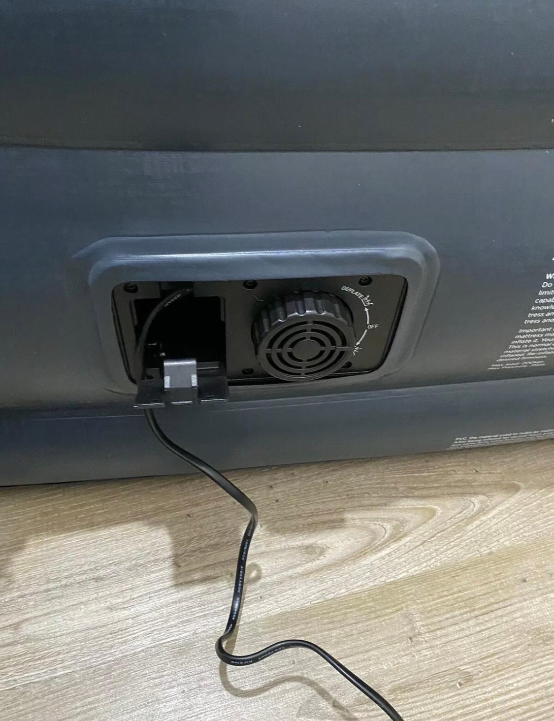 Yawn Double electric pump air bed. New in Mansfield for £45.00 for sale