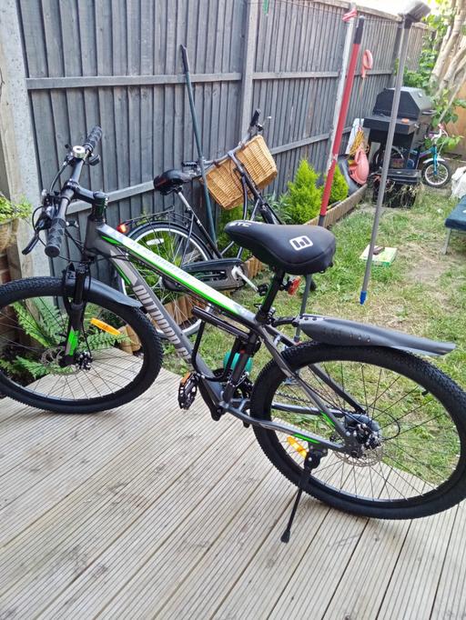 Buy & Sell West London Ealing - W5 - Photos for Outdoor Gear mountain bike new with accessori