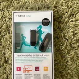 Fitbit one comes with protective case and usb 2 cable for iPhone 4 plus collection or can post for postage