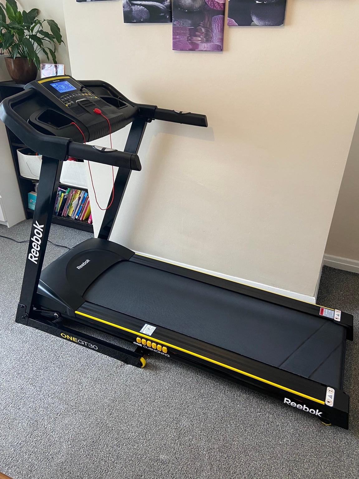 reebok gt30 treadmill