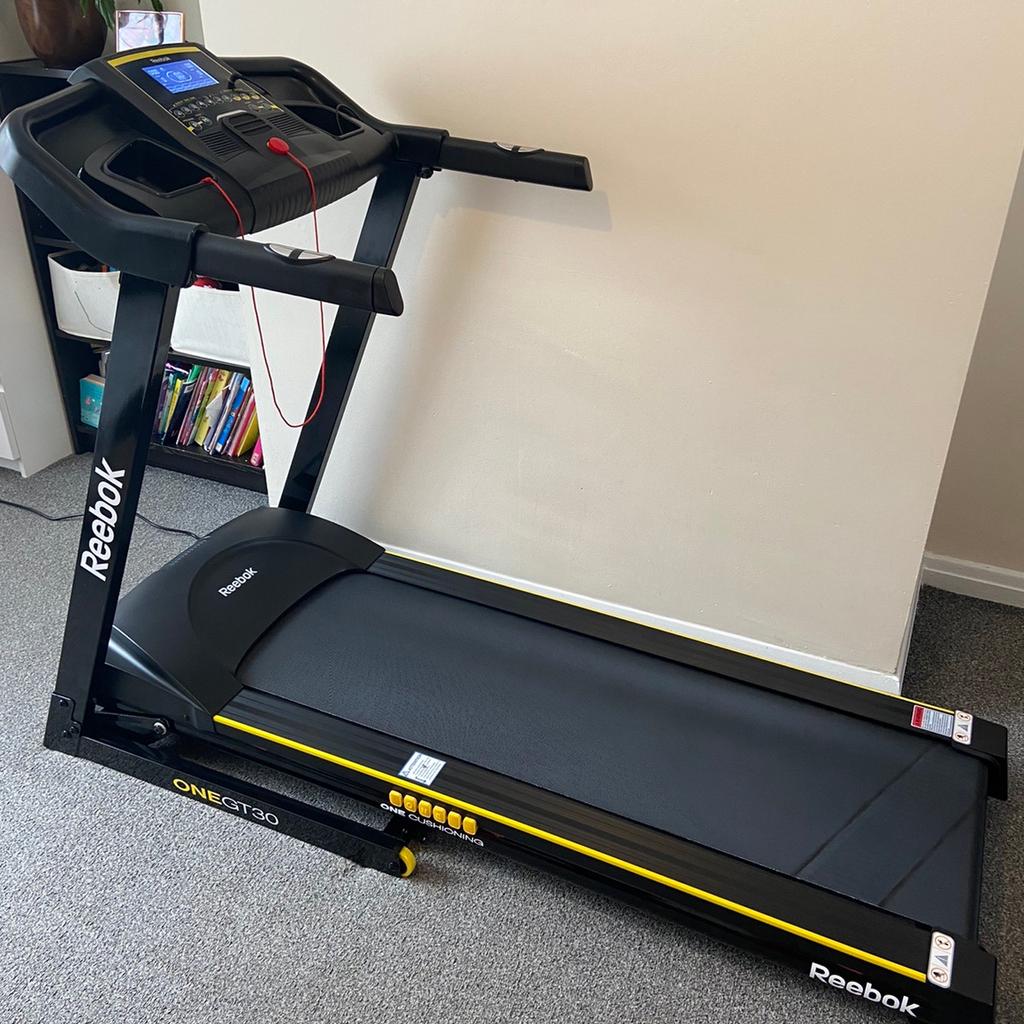 Reebok gt30 best sale running machine