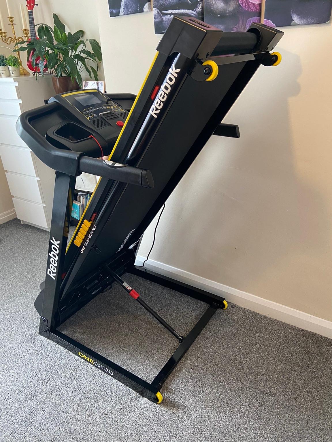 reebok gt30 treadmill