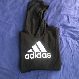 Schwarzer Hoodie von Adidas Größe 164 fällt etwas größer aus