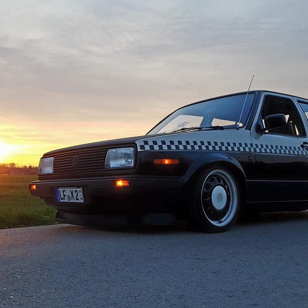 VW Jetta Oldtimer mit Wertgutachten von 10k in 83404 Bicheln für € 9.