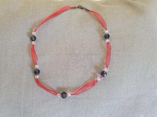 Buy & Sell South West London Balham - South West London - Photos for Necklace with red ribbon & Dark Blue crystals