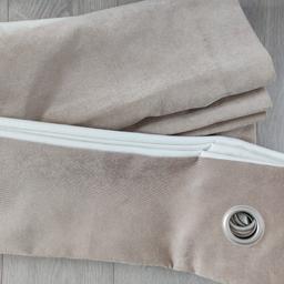 Next Soft Velour heavyweight Curtains in Stone / Soft natural oatmeal colour. Size 228 x 229 cm - 89“ x 90". Fully lined Cost £100+ new. excellent clean condition from a smoke free and pet free home. collection Wallasey CH45 or will post for additional cost.