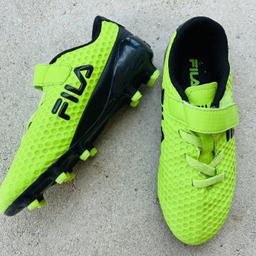 Jungs Fußball Schuhe Größe 31