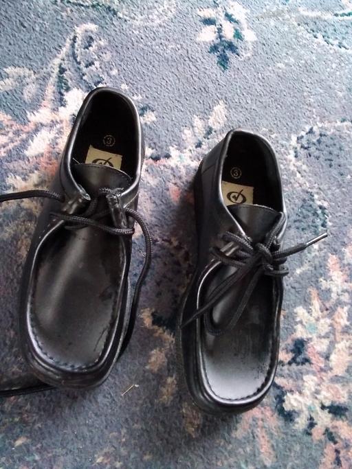 Buy & Sell Derbyshire North East Derbyshire - Photos for Ladies/girls black shoes as new size 3