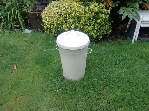 Buy & Sell Surrey Elmbridge - Photos for metal dustbin