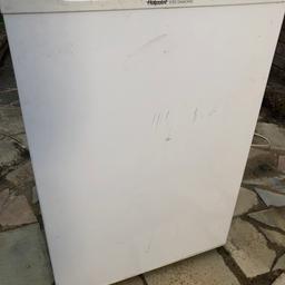 Selling this working fridge/ freezer. It works in perfect condition, just haven’t used it in a long while. But I cleaned it before storing it into the garage. 

Message for more details. 
No negotiations please.