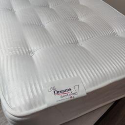 Selling a single size mattress
Originally bought it from Dreams
It's a Combi mattress

In very good and clean condition

Only used as a spare/guest bed and no longer needed now.

collection only from Ilford

L190cm, W90cm