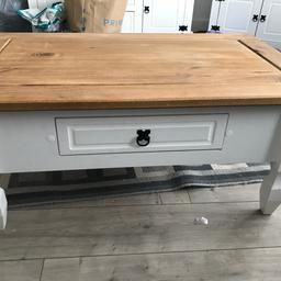Coffee table in good condition must be collected from Long Eston