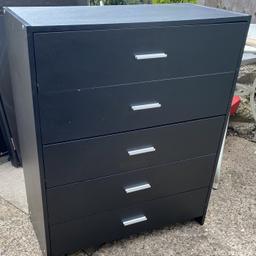 Black chest of drawers 
Used but good condition