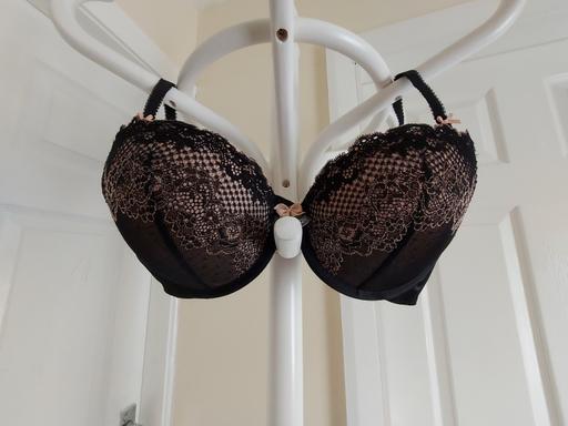 Buy & Sell Lancashire Pendle - Photos for Bra “M&S”Underwired Size: 36B (UK) Eur 80B