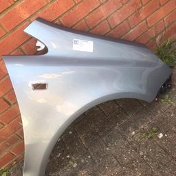 Very good condition
Removed from Vauxhall corsa d2012
Grey/silver. Don’t know the colour code
Most welcome to view it before purchase
Cash on collection