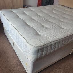 MINT double bed with storage and orthopaedic mattress for sale. was used in spear bedroom but now downsizing.
Please note headboard not included.
ABSOLUTE BARGAIN!!! £95 ONO

Collection only.