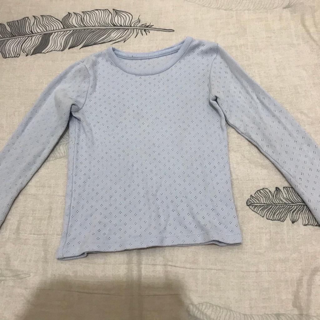 Size:3-4years
Collection bl1 or could post