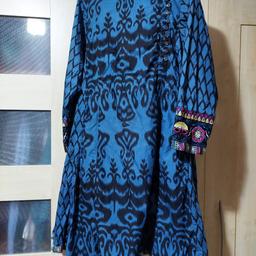 Original Khaadi Kurta. Beautiful blue colour and beautiful embroidery.
Comes with matching dupatta/scarf/stole.
Size 14.