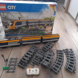Lego Eisenbahn City gelb/blau 1 Jahr alt, wenig benützt, Neupreis war 103 euro + Ersarzschienen Paket 19.99. In Dornbirn abzuholen um 59 euro, alles funktioniert einwandfrei