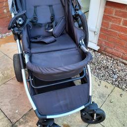 pushchair for sell in good condition, easy to clean and most of parts are detachable. Lots of shopping space ,is going easy in sleeping positions.