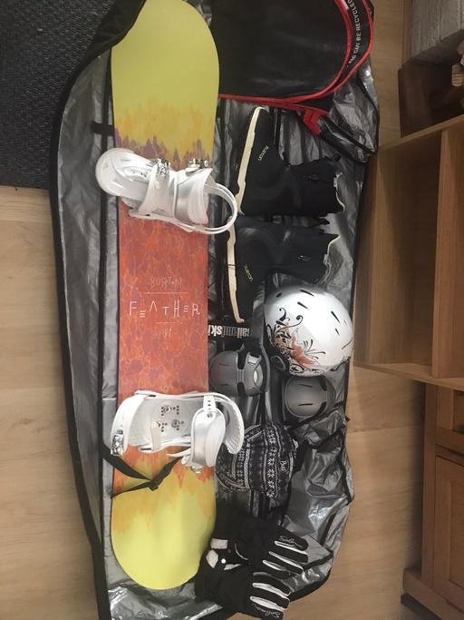 Buy & Sell Wrexham - Wales Cefn Mawr - Wrexham - Photos for Snowboard set