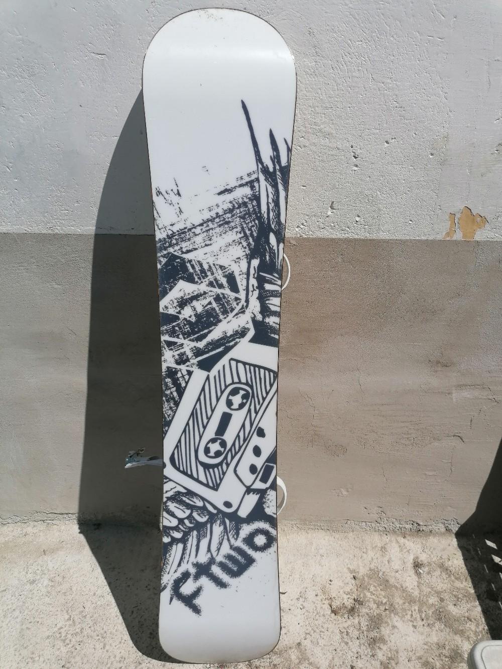 Snowboard in 2732 Gemeinde Willendorf für 120,00 € zum Verkauf Shpock DE