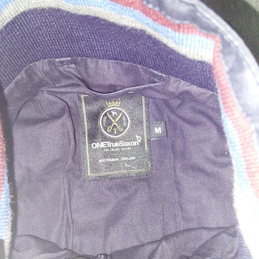 One true saxon Navy wax harrington style jacket new with tags size M £50 (rrp around£70)
From smoke and pet free home
collection oakworth