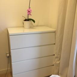 Ikea Malm Chest of 4 drawers
It includes the Glass top which is normally sold separately.
No damages at all, like new.

80x40x100cm

Collection from Mitcham Eastfields