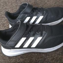 here you have an excellent pair of boys trainers bought around 6 months ago for £25

worn only a few time only on PE days

size 1 black and white

really nice comfy trendy trainers

mock lace and strap style easy to put on/take off

now too small need a bigger size :(

they have been sprayed cleaned etc

in fab condition

still have box

only want £15 as still in great condition

collect or can post for extra £4

thanks for looking