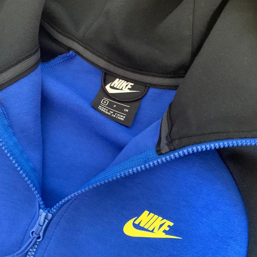 nike tech blue black yellow