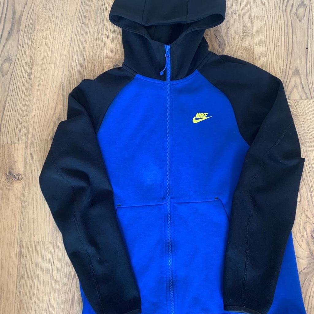 nike tech blue black yellow