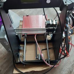 Verkaufe einen zusammengebauten 3D Drucker der Marke Geeetech.

Geeetech 3D Drucker prusa i3 pro w

Es gibt einige Probleme mit dem Extruder.

Das Filament wird nicht richtig durchzogen vom Extruder und verstopft den Düsenkanal.

Kein Filament dabei.

Nur Abholung 

Keine Rücknahme