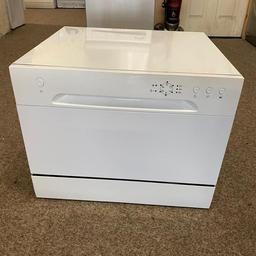 currys white tabletop dishwasher,(a small crack on the top left above the control panel),otherwise its in clean condition,and its in perfect working order,delivery is available & free installation.


(comes with 3 month guarantee)


sizes are as follows
height 438mm
width 550mm
depth 500mm
MODEL CDWTT15