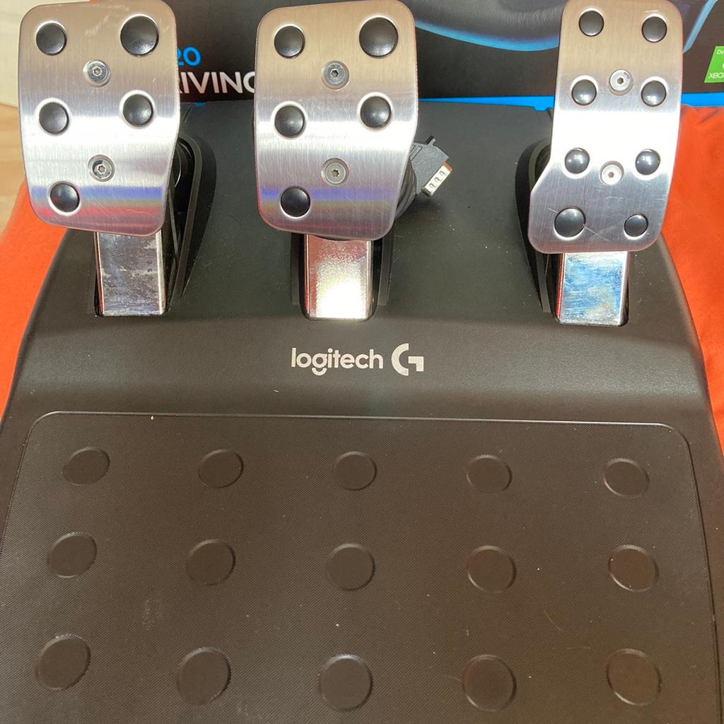 Logitech G920 steering wheel in Nuneaton and Bedworth für £ 180,00 zum