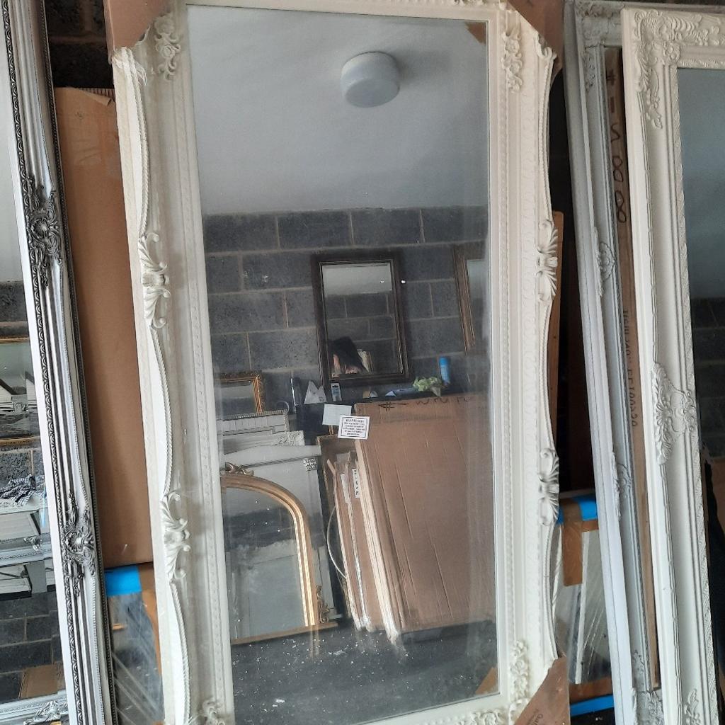 Large Cream Beveled Leaner Mirror in Walsall für £ 119,00 zum Verkauf